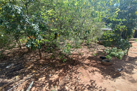 Chácara à venda com 7 quartos, sendo 1 suíte, no Centro (mailasqui), São Roque, SP