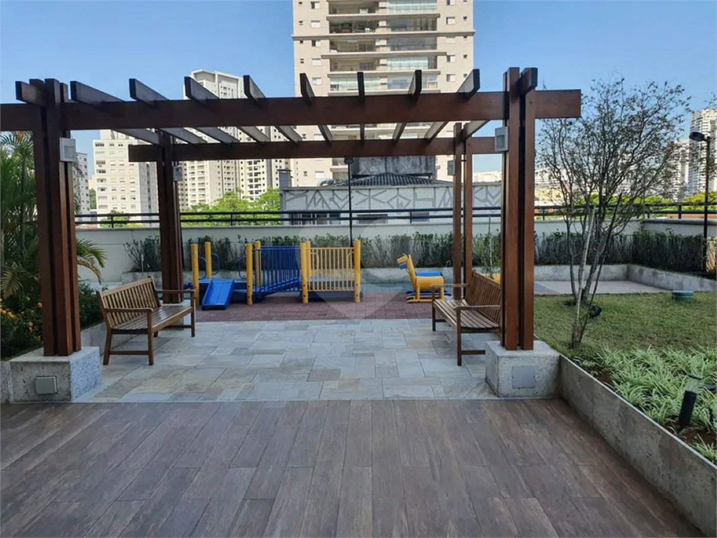 Apartamento à venda com 3 suítes em Parque São Jorge, São Paulo, SP