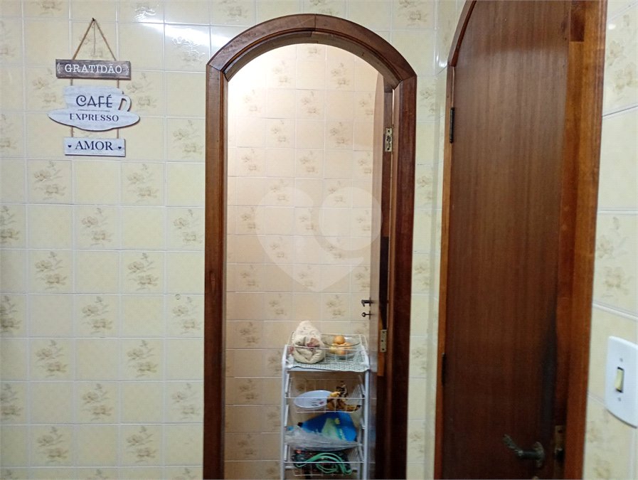 Sobrado à venda ou para alugar com 3 quartos, sendo 1 suíte, em Horto, São Paulo, SP