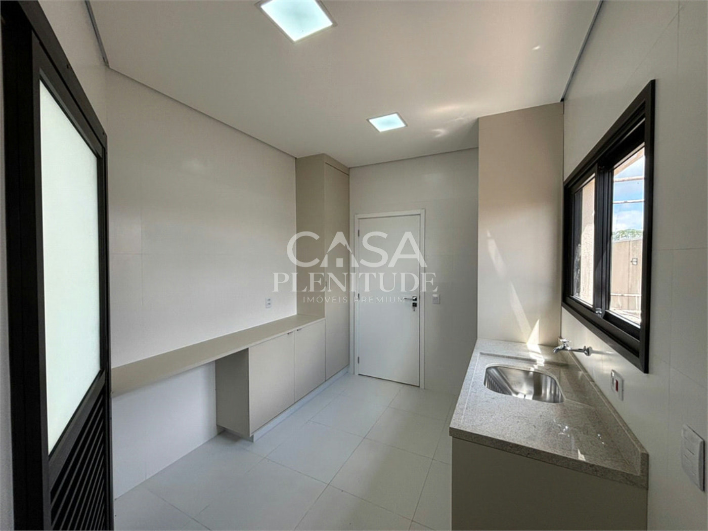 Casa em condomínio à venda com 4 suítes em Quintas do Ingaí, Santana de Parnaíba, SP