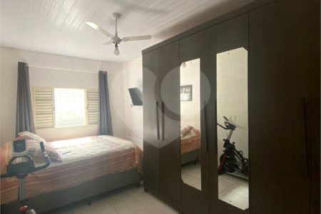 Casa à venda com 2 quartos, sendo 1 suíte, em Jardim Alvinópolis, Atibaia, SP