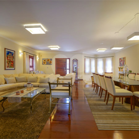 Casa à venda com 4 quartos, sendo 2 suítes, em Interlagos, São Paulo, SP