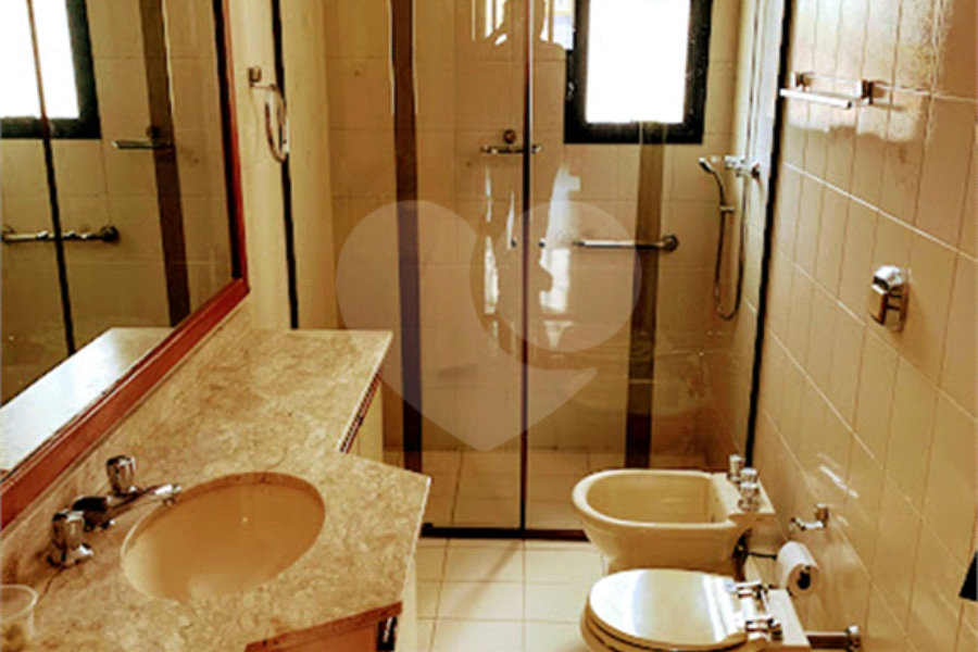 Apartamento à venda ou para alugar com 4 quartos, sendo 2 suítes, em Santana, São Paulo, SP
