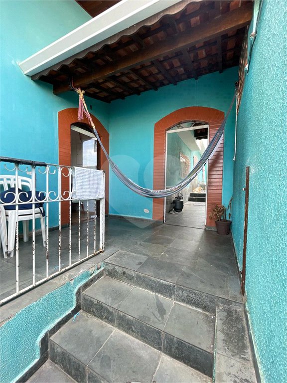 Casa à venda com 3 quartos, sendo 1 suíte, em Vila Júlia, Poá, SP