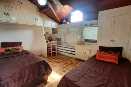 Sobrado para alugar com 3 quartos, sendo 2 suítes, em Interlagos, São Paulo, SP