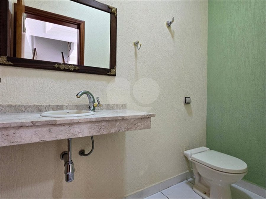 Casa para alugar com 4 quartos, sendo 3 suítes,  no condomínio Village Saint Claire, Sorocaba - SP