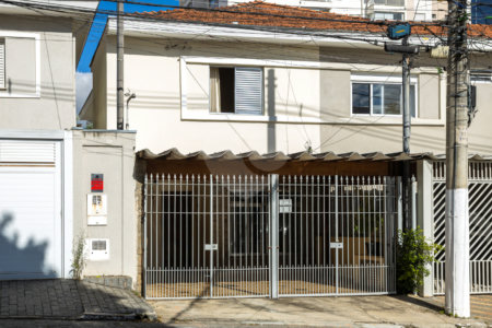 Casa à venda com 3 quartos, sendo 1 suíte, em Vila Cordeiro, São Paulo, SP