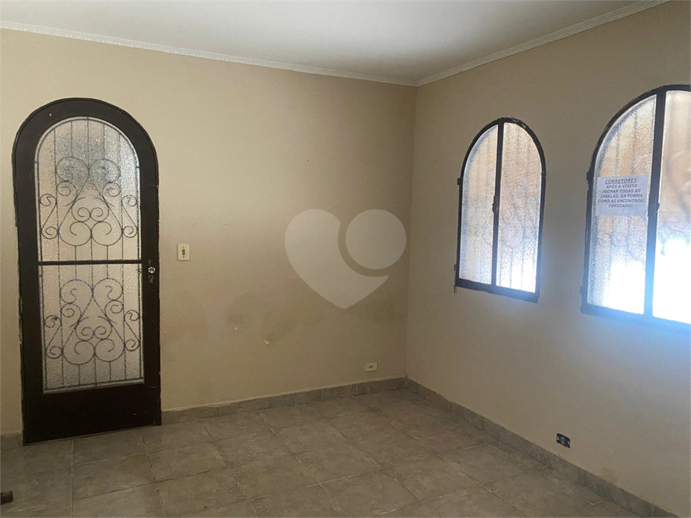 Casa à venda com 3 quartos, sendo 2 suítes, em Jardim do Papai, Guarulhos, SP