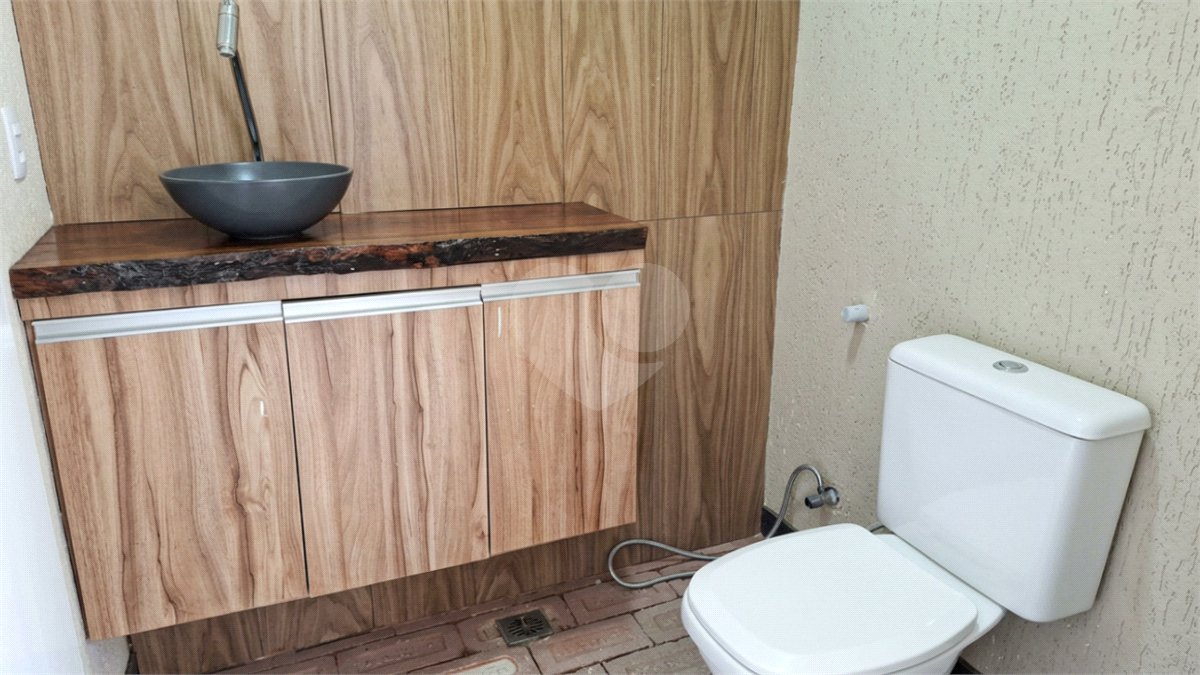 Chácara à venda com 3 suítes em Vila Xisto, São Miguel Arcanjo, SP