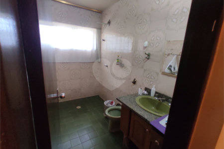 Casa à venda com 4 quartos, sendo 1 suíte, em Vila Galvão, Guarulhos, SP