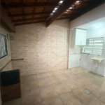 Casa à venda com 2 quartos no condomínio Carvalho Lagares, Poá - SP