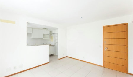 Apartamento à venda com 2 quartos, sendo 1 suíte,  em Praça da Bandeira, Rio de Janeiro, RJ
