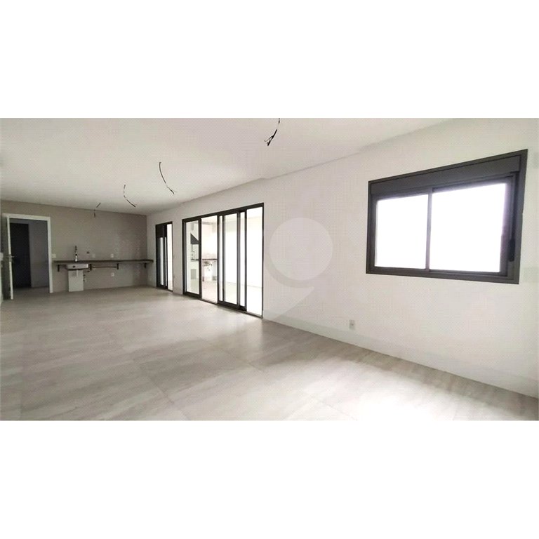 Apartamento à venda com 3 quartos, sendo 1 suíte, em Paraíso, São Paulo, SP