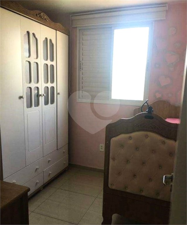Apartamento à venda com 2 quartos em Jardim São João (guaianazes), São Paulo, SP