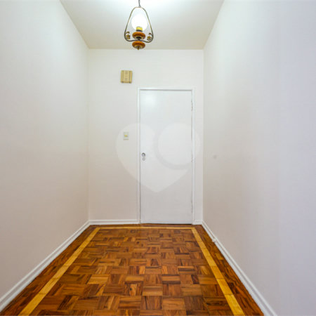 Apartamento à venda com 3 quartos, sendo 1 suíte, em Pinheiros, São Paulo, SP