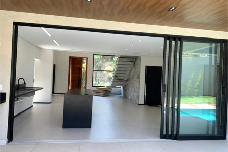 Casa à venda com 4 suítes no condomínio Reserva São Nicolau, Atibaia - SP