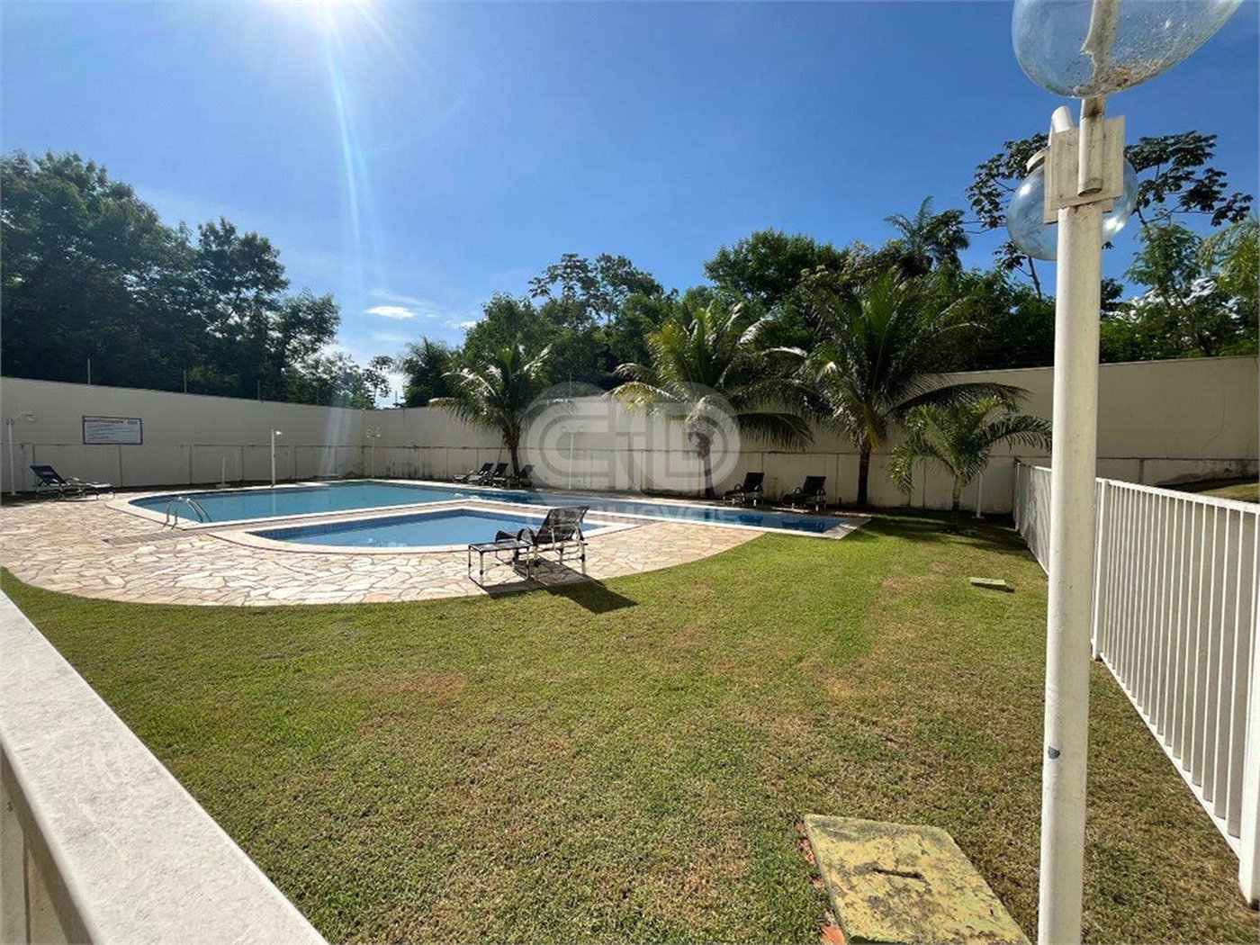 Apartamento à venda com 2 quartos, sendo 1 suíte,  em Despraiado, Cuiabá, MT