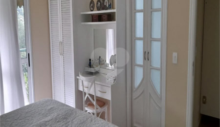 Casa à venda com 5 quartos, sendo 3 suítes,  no condomínio Alpes da Cantareira, Mairiporã - SP