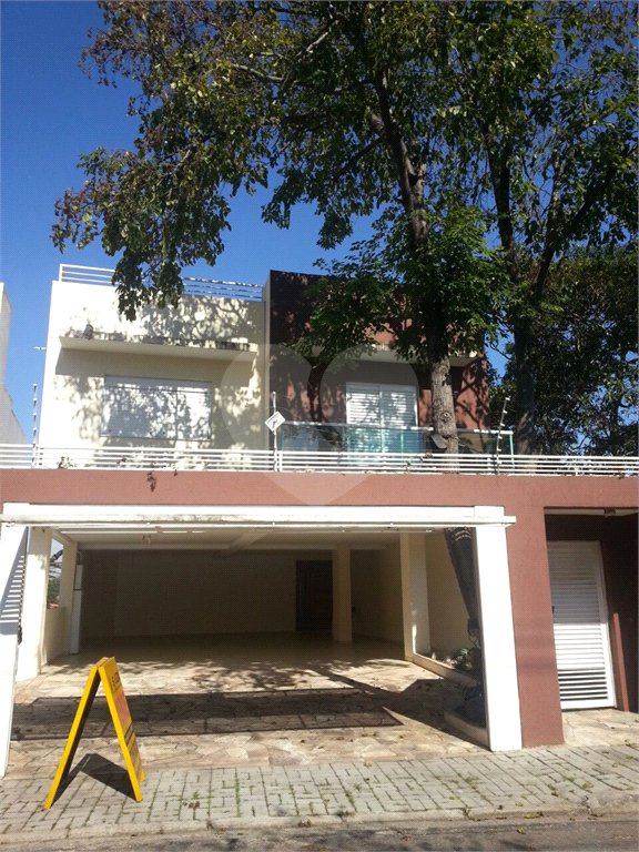 Sobrado à venda com 5 quartos, sendo 3 suítes, em Vila Albertina, São Paulo, SP