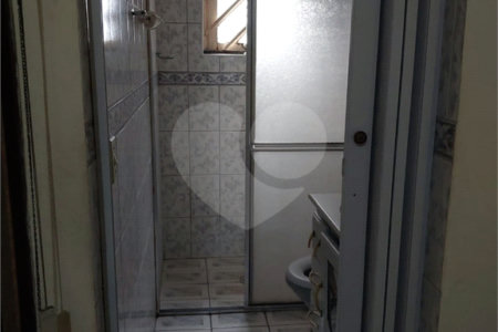 Sobrado à venda com 212 m², 2 quartos (suítes), 3 banheiros e 2 vagas de garagem, em São Caetano do Sul