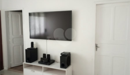 Casa Térrea à venda com 3 quartos, sendo 1 suíte,  em Vila Canero, São Paulo, SP