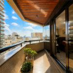 Apartamento de 184 m² em andar alto com 4 dormitórios e 3 vagas em Perdizes