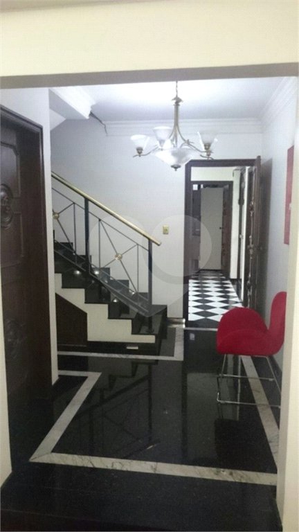 Sobrado à venda com 5 quartos, sendo 2 suítes, em Brooklin Paulista, São Paulo, SP