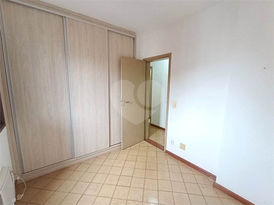 Apartamento à venda com 3 quartos, sendo 1 suíte, no Centro, Ribeirão Preto, SP