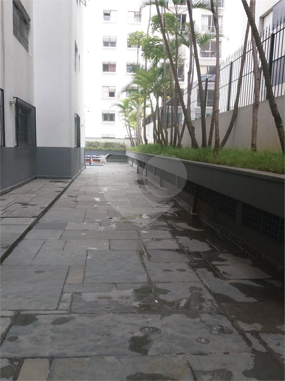 Apartamento à venda com 3 quartos, sendo 1 suíte, em Vila Olímpia, São Paulo, SP