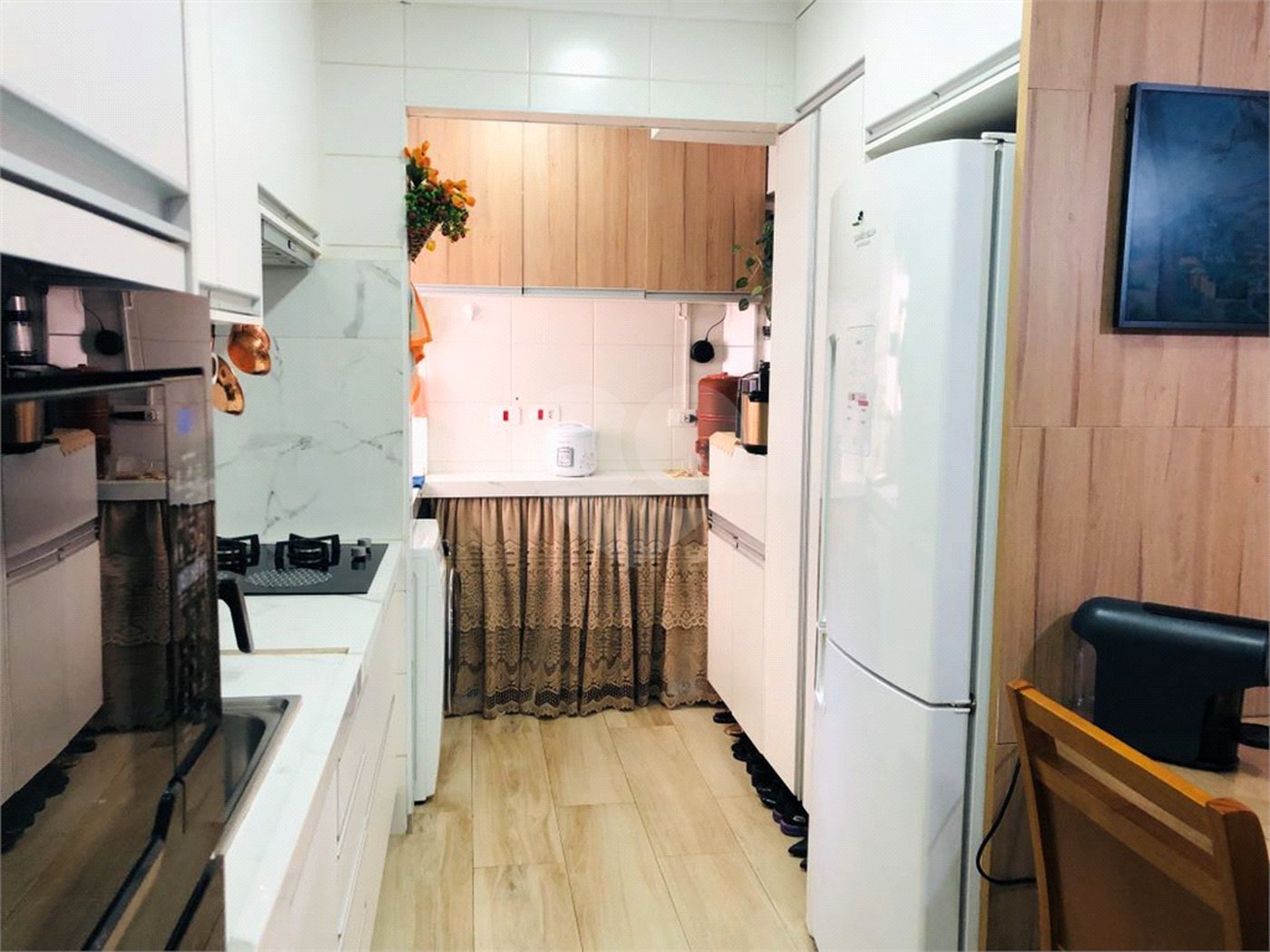 Apartamento à venda com 3 quartos, sendo 1 suíte,  em Mogi Moderno, Mogi das Cruzes, SP