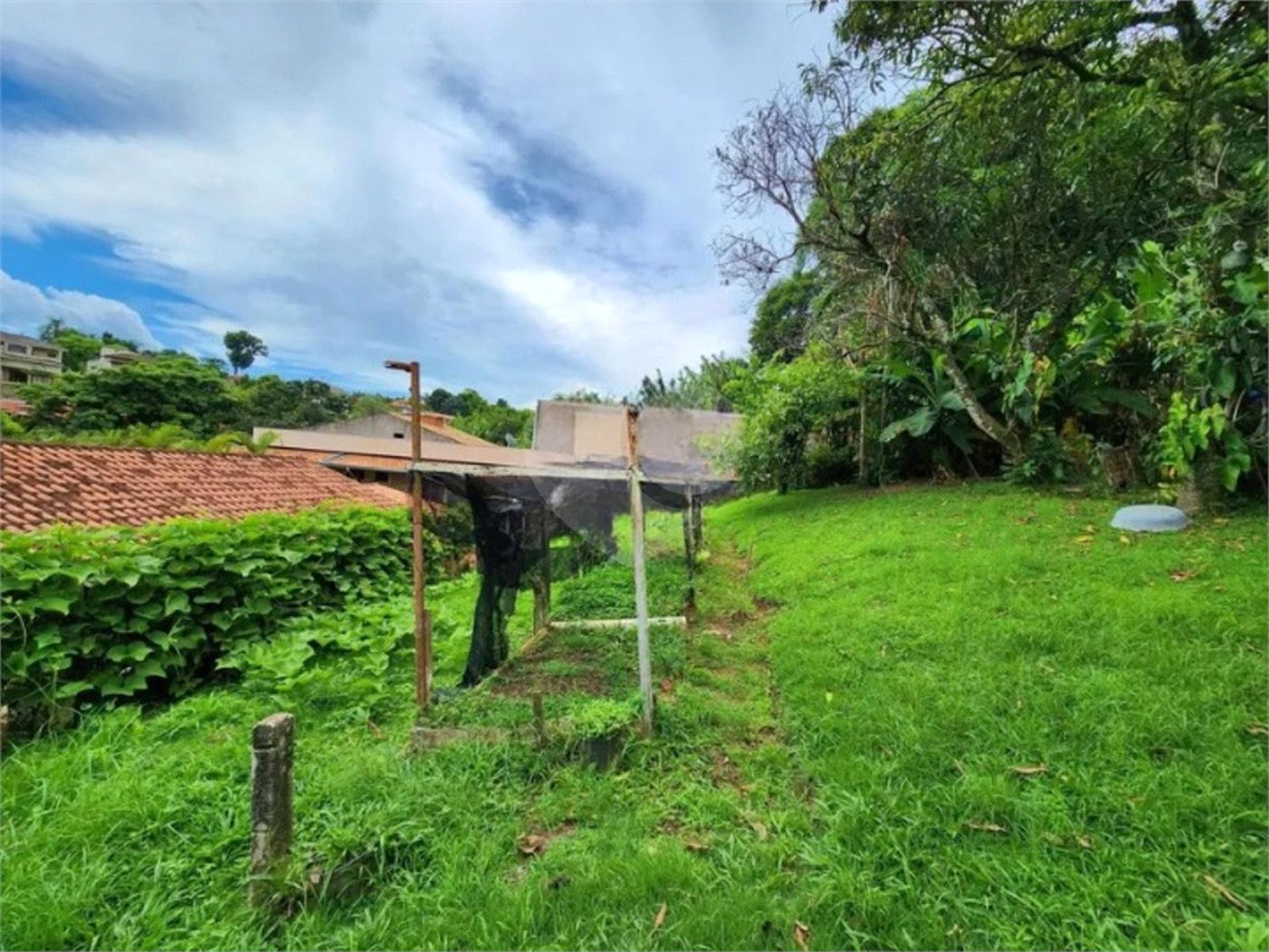 Casa à venda com 3 quartos, sendo 1 suíte, em Vista Alegre, Vinhedo, SP