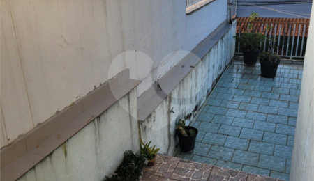 Sobrado à venda com 3 quartos em Vila Marari, São Paulo, SP