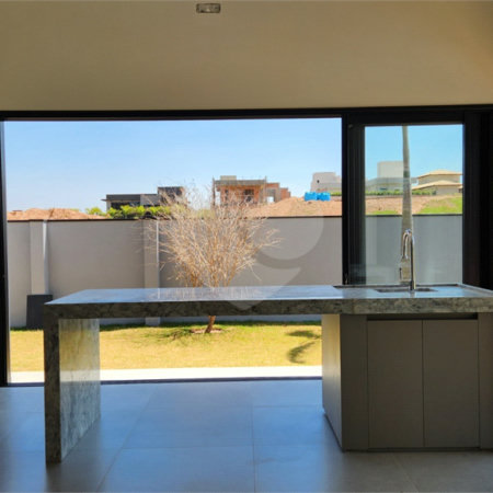 Casa à venda com 4 suítes no condomínio Campos de Santo Antônio II, Itu - SP
