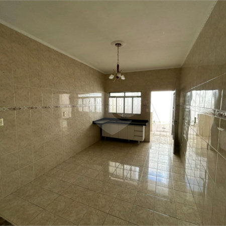 Casa à venda com 2 quartos em Vila Carvalho, Sorocaba, SP