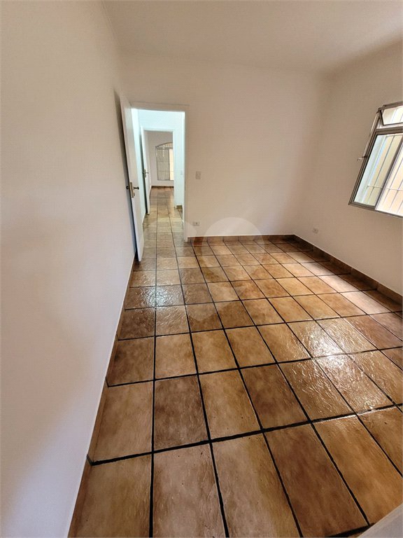 Casa à venda com 3 quartos, sendo 1 suíte, em Jardim Umuarama, São Paulo, SP
