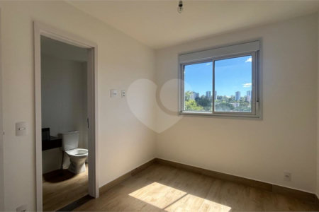 Apartamento à venda com 3 suítes em Santo Amaro, São Paulo, SP