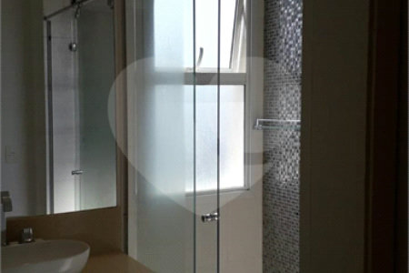 Apartamento à venda com 3 quartos, sendo 1 suíte, no Centro, São Bernardo do Campo, SP