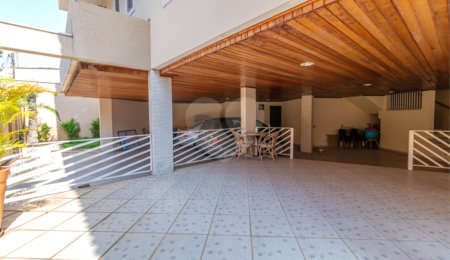 Casa à venda com 4 suítes em Jardim Prudência, São Paulo, SP