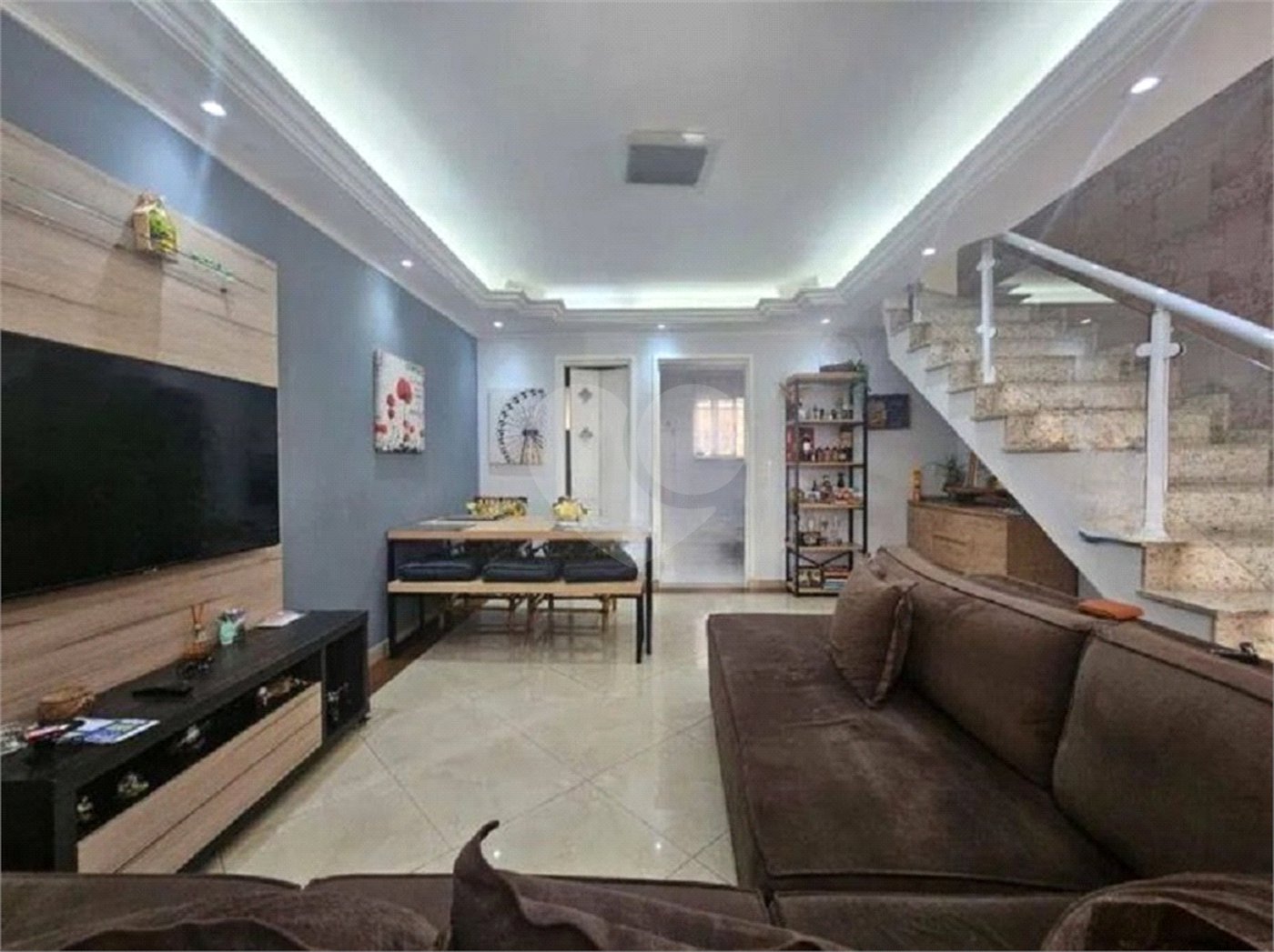 Casa à venda com 3 quartos, sendo 1 suíte,  no condomínio Residencial Villagio Vitória, Guarulhos - SP