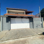 Casa à venda com 2 quartos, sendo 1 suíte, em Jardim Alvinópolis, Atibaia, SP