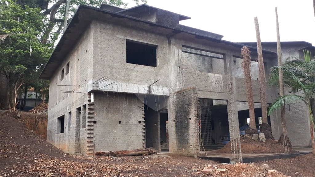 Casa à venda com 4 suítes em Jardim Floresta, São Paulo, SP