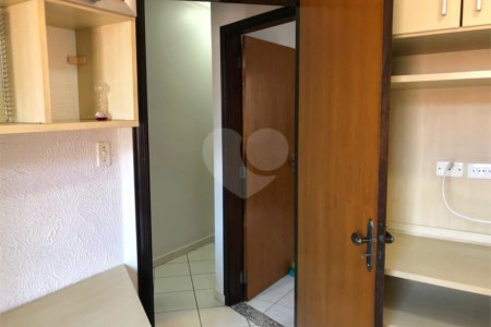 Casa à venda com 3 quartos, sendo 1 suíte, em Nova Petrópolis, São Bernardo do Campo, SP
