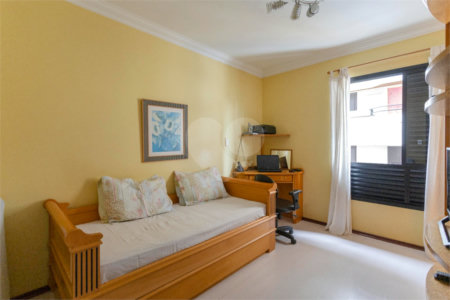 Apartamento à venda com 4 quartos, sendo 2 suítes, em Santa Teresinha, São Paulo, SP