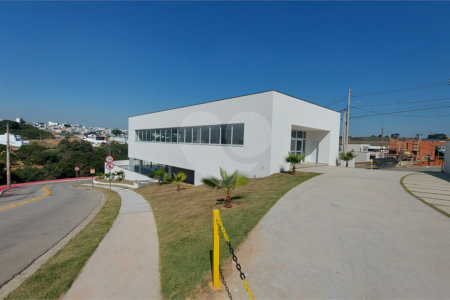 Terreno à venda no condomínio Jardim Residencial Helena Maria, Sorocaba - SP