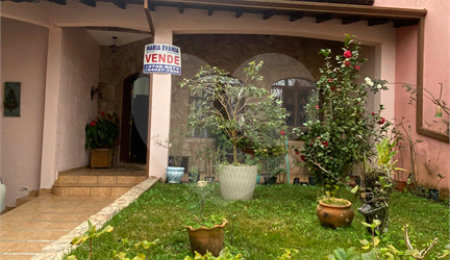 Casa à venda com 3 quartos, sendo 2 suítes, no condomínio Residencial Jardim Altos de Suzano, Suzano - SP