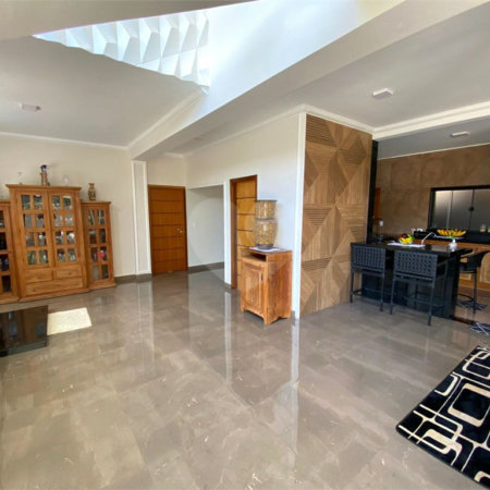 Casa à venda com 4 suítes em Vila Santista, Atibaia, SP