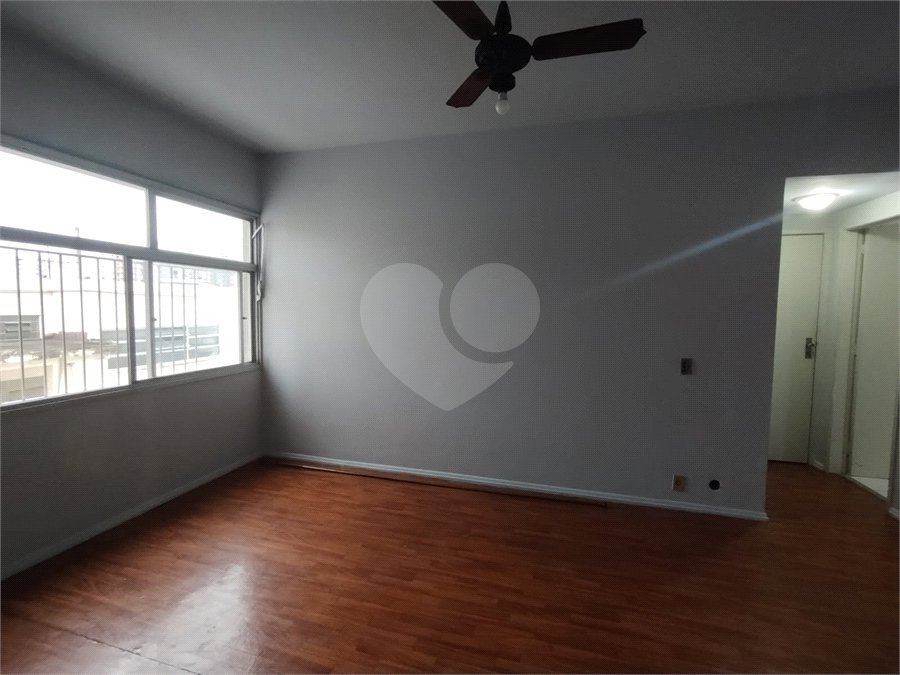 Apartamento para alugar com 2 quartos, sendo 1 suíte, em Grajaú, Rio de Janeiro, RJ
