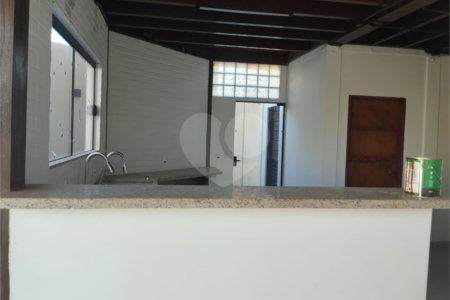 Casa à venda com 3 quartos, sendo 2 suítes, em Vila Harmonia, Araraquara, SP
