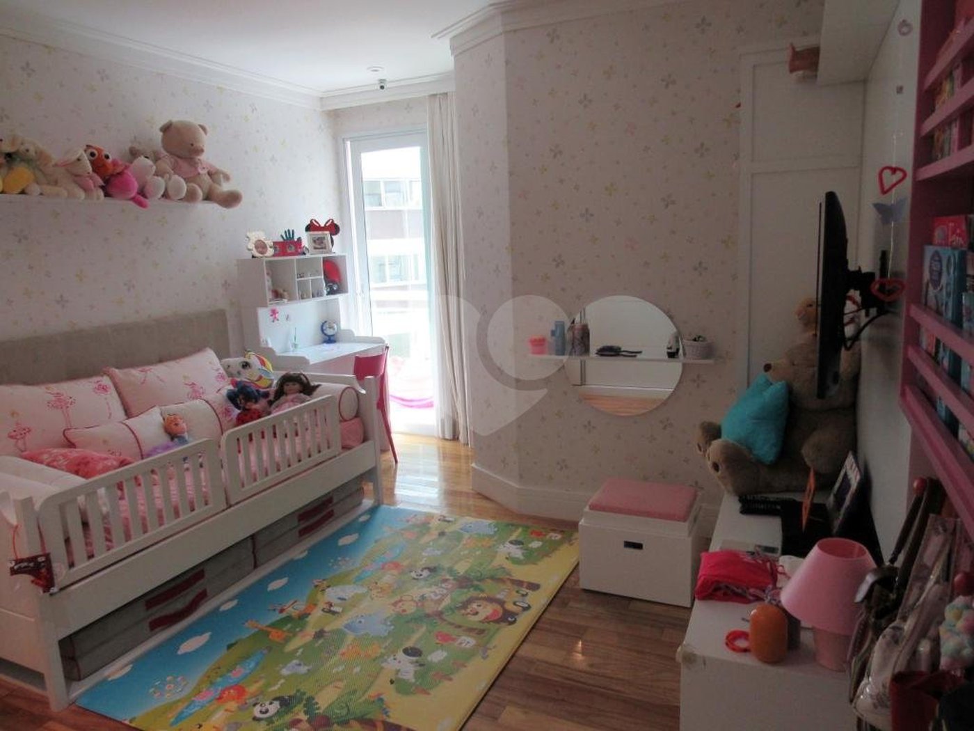 Apartamento à venda com 3 suítes em Real Parque, São Paulo, SP