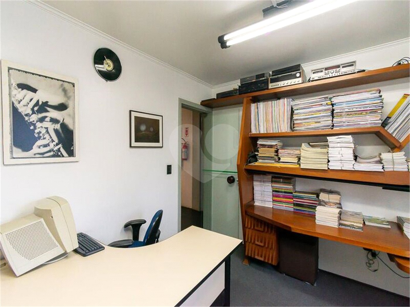 Casa à venda com 8 quartos, sendo 2 suítes, em Indianópolis, São Paulo, SP